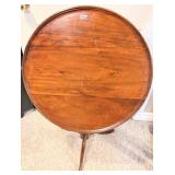Antique Mahogany Tilt Top Side Table