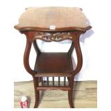Lovely Oak 2 Tier Victorian Parlour Table