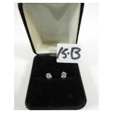 Ladies 14KT White Gold Diamond Stud Earrings
