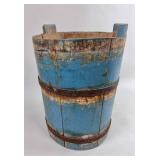 WOODEN STAVED BUCKET