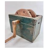 HOMEMADE WOOL WINDER