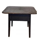 SPLAY LEG LAMP TABLE