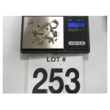 10kt Gold Broken or No Match Jewelry 5.6 gr TW