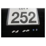 14kt Gold CZ Earrings 2.4 gr TW