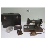 Vtg White Rotary Sewing Machine