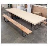 PICNIC TABLE