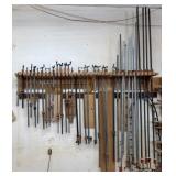 LOT OF PIPE CLAMPS