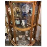 CABINET CONTENTS OF DECORATIVE COLLECTIBLES