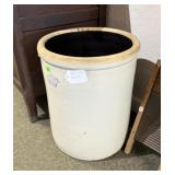 8 GALLON CROWN STONEWARE CROCK