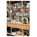 CABINET CONTENTS OF DECORATIVE COLLECTIBLES