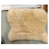 IVORY SHEEPSKIN SHAG RUG