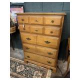 MAPLE CHEST OF DRAWERS