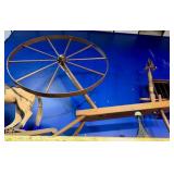 LARGE ANTIQUE SPINNING WHEEL