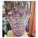 KERCHIEF ART GLASS VASE