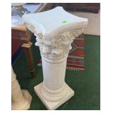 RESIN PEDESTAL