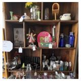 CABINET CONTENTS - DECORATIVE COLLECTIBLES