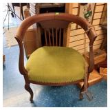 VINTAGE HORSESHOE CHAIR
