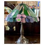 FLORAL STAINED GLASS TABLE LAMP