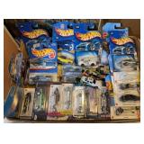 LOT OF HOT WHEELS DIE-CAST CARS