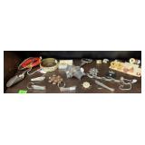 SHELF LOT OF JEWELRY ITEMS