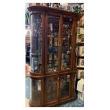 LIT DISPLAY CURIO CABINET
