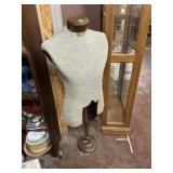 VINTAGE DRESS FORM