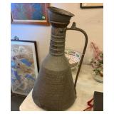 LARGE METAL PITCHER WITH INTEGRATED FUNNEL
