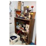 SHELF LOT OF DECORATIVE COLLECTIBLES
