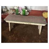 UPHOLSTERED BENCH