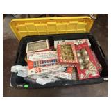 LOT OF VINTAGE CHRISTMAS Dï¿½COR