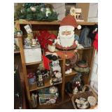 SHELF LOT OF HOLIDAY Dï¿½COR