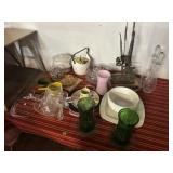 LOT OF DECORATIVE COLLECTIBLES