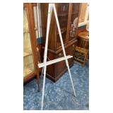 FOLDING EASEL