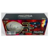STAR TREK - ART ASYLUM TOYS - U.S.S. ENTERPRISE NC