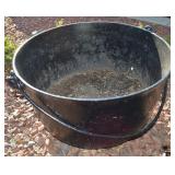 Cast Iron Cauldron w/ Bale 24" Diameter x 15" t