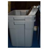 (2) Rubbermaid Roughneck Grey 18 Gallon Totes