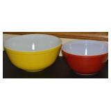 (2) Pyrex Primary Colors Nesting Bowls: 403 2 1/2