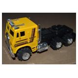 Vtg Schaper Stomper 4x4 Yellow Freightliner Cab