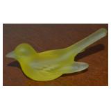 Vtg Westmoreland Yellow Satin Glass Bird 3.75"