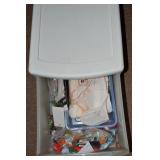 Sterilite Drawered Storage Drawer w/ Floss +