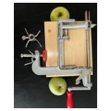 Pampered Chef Apple Corer +