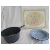 Lg Glass Cutting Bd,Blue,White Speckled Enamel Pot Lg Glass Cutting Bd,Blue,White Speckled Enamel Pot