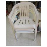 4 Patio Chairs 4 Patio Chairs