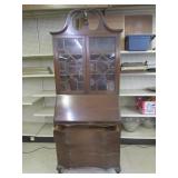 Antique Secretary 29'Wx15'D NO Key Antique Secretary 29'Wx15'D NO Key