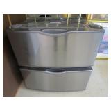 Pedestal For Washer And Dryer 27'Wx28.5'Dx14'T Pedestal For Washer And Dryer 27'Wx28.5'Dx14'T
