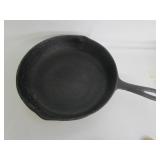8HH Cast Iron Skillet 10'