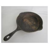 #5 Cast Iron Skillet 8'