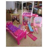 Barbie Hs w/Barbies & Accessories