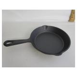 6' Jim Beam Cast Iron Skillet