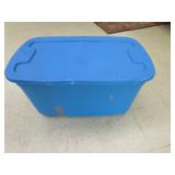Large Tote W/Lid
